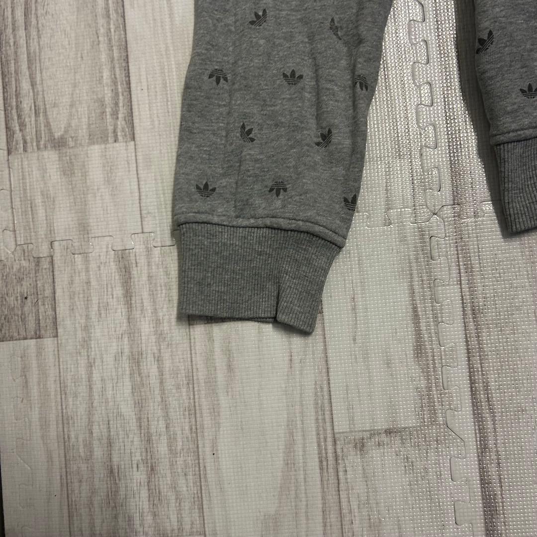 アディダス スウェット パーカー 7分丈パンツ 上下 セットアップ きゃりー着用