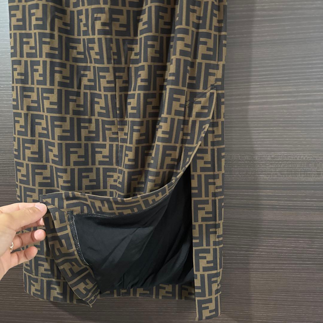 Fendi タイトスカート　サイズ36 百貨店購入