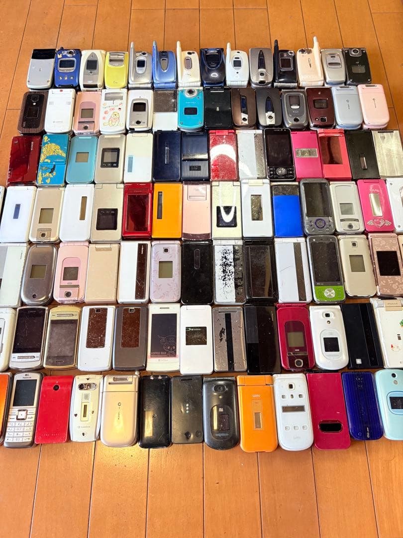 キャリア色々 ガラケー動作未確認ジャンク 100台