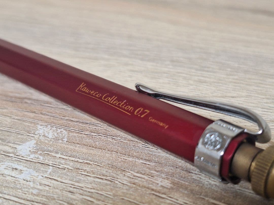 カヴェコレッド シャーペン0.7mm(0.5mm)