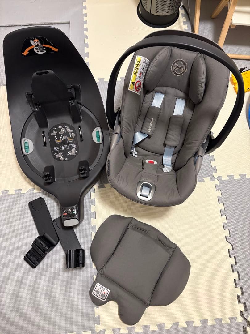 サイベックス　チャイルドシート　ベースZ カーシートアダプター2 3点セット サイベックス チャイルドシート ベースZ カーシートアダプター2 3点セット