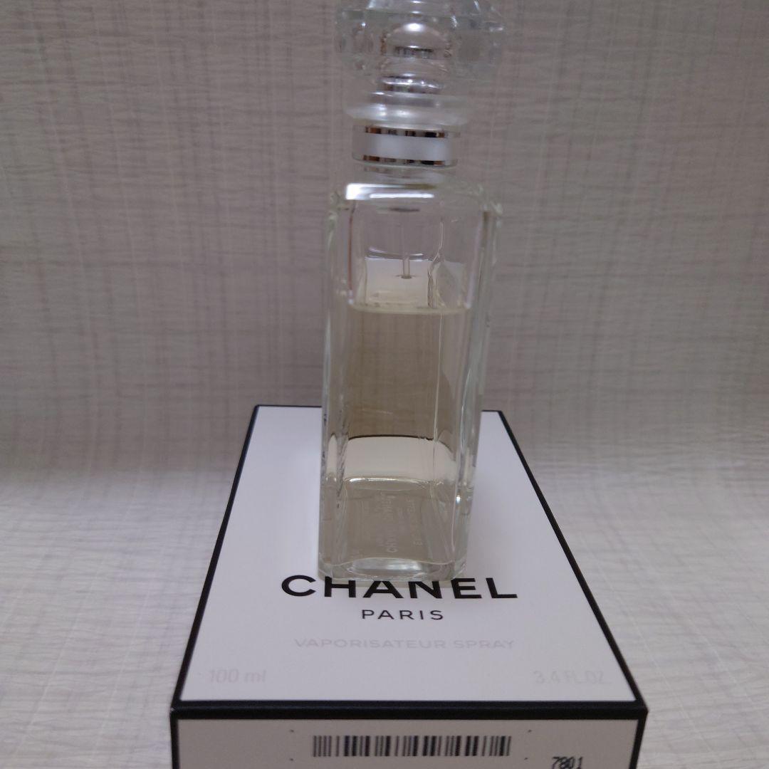 シャネル N°5 ロー オードゥ トワレット (ヴァポリザター)100ml