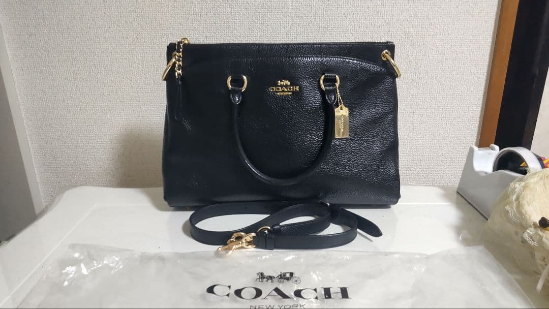 COACH ブラックレザー ショルダーバッグ　新品同様　超美品
