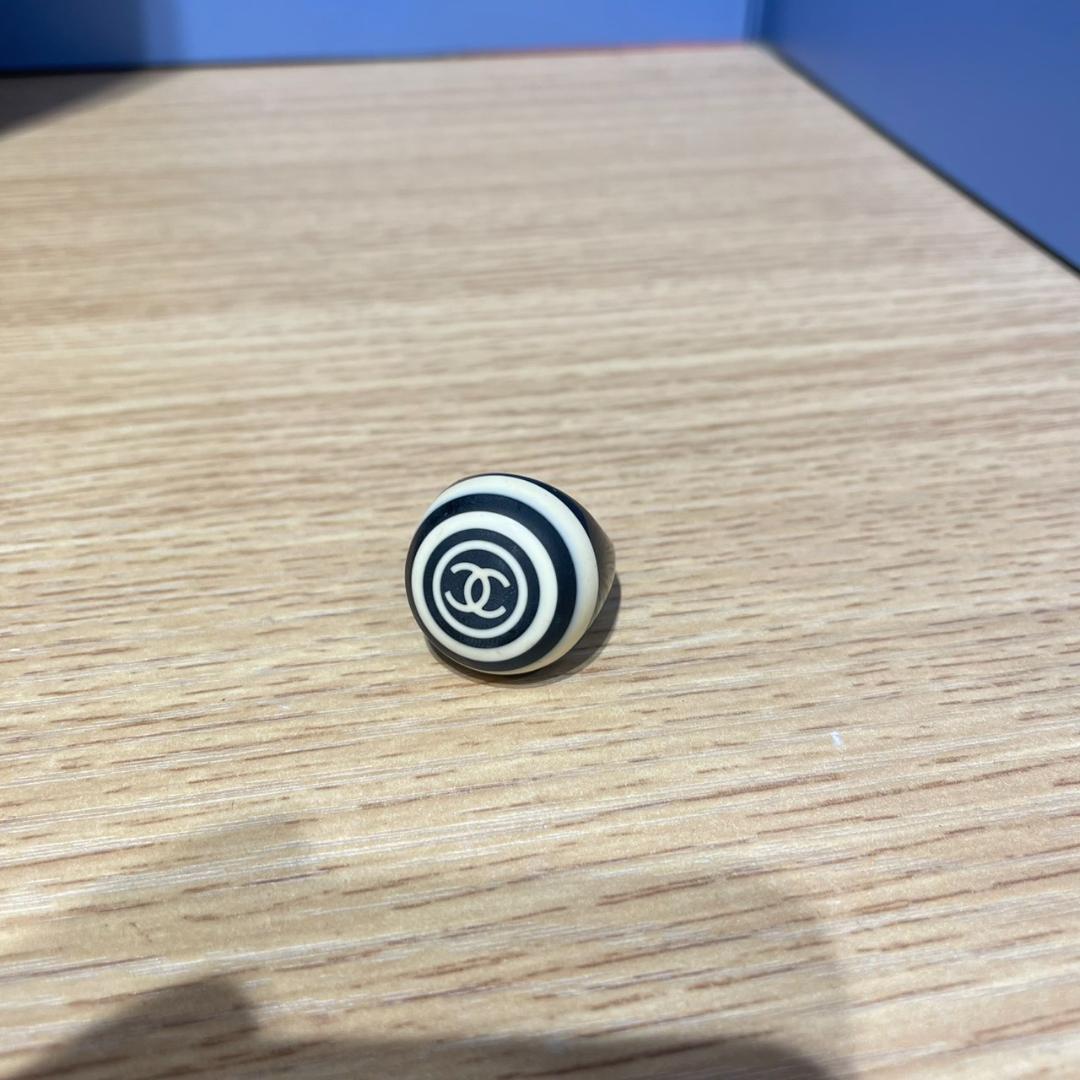 CHANEL シャネル ヴィンテージ ココマーク プラスチック チング 刻印なし