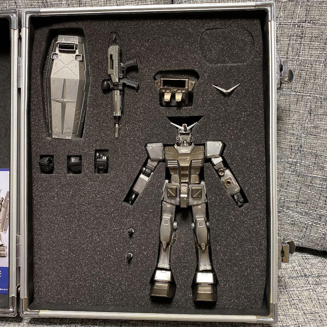 ガンダム　メタルグレード　初回シリアルナンバー入