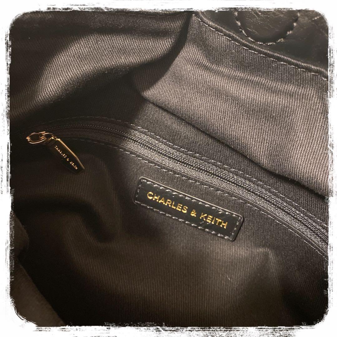 Charles & Keith duoチェーンハンドルツーウェイバックパック L