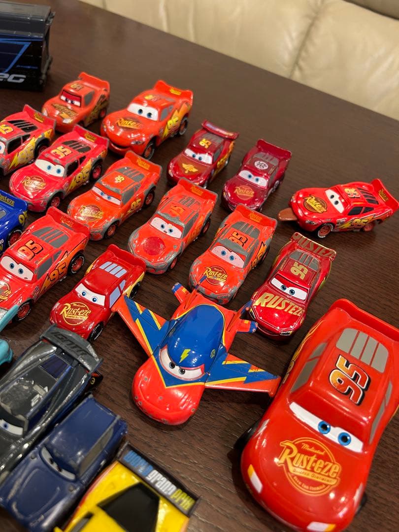 最終値下げ❤︎カーズまとめ売り82台　ブック付き