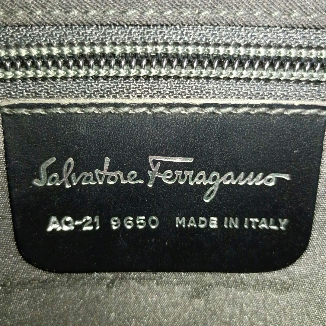美品■Salvatore Ferragamo ハンドバッグ ブラック 人気モデル