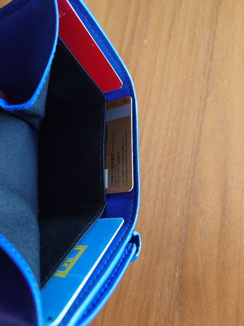 BALENCIAGA 三つ折り財布 青 保存袋付き