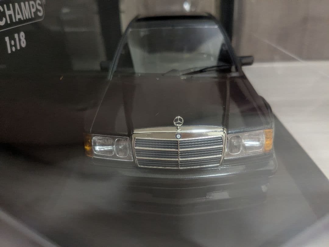 ミニチャンプス 1/18 190E ベンツ EVO2 ミニカー　AMG 京商