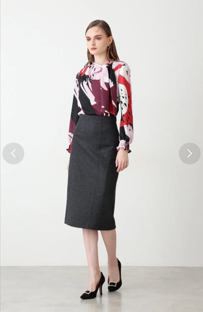 新品 ピンキー&ダイアン ウールスムースカッティングタイトスカート 灰36