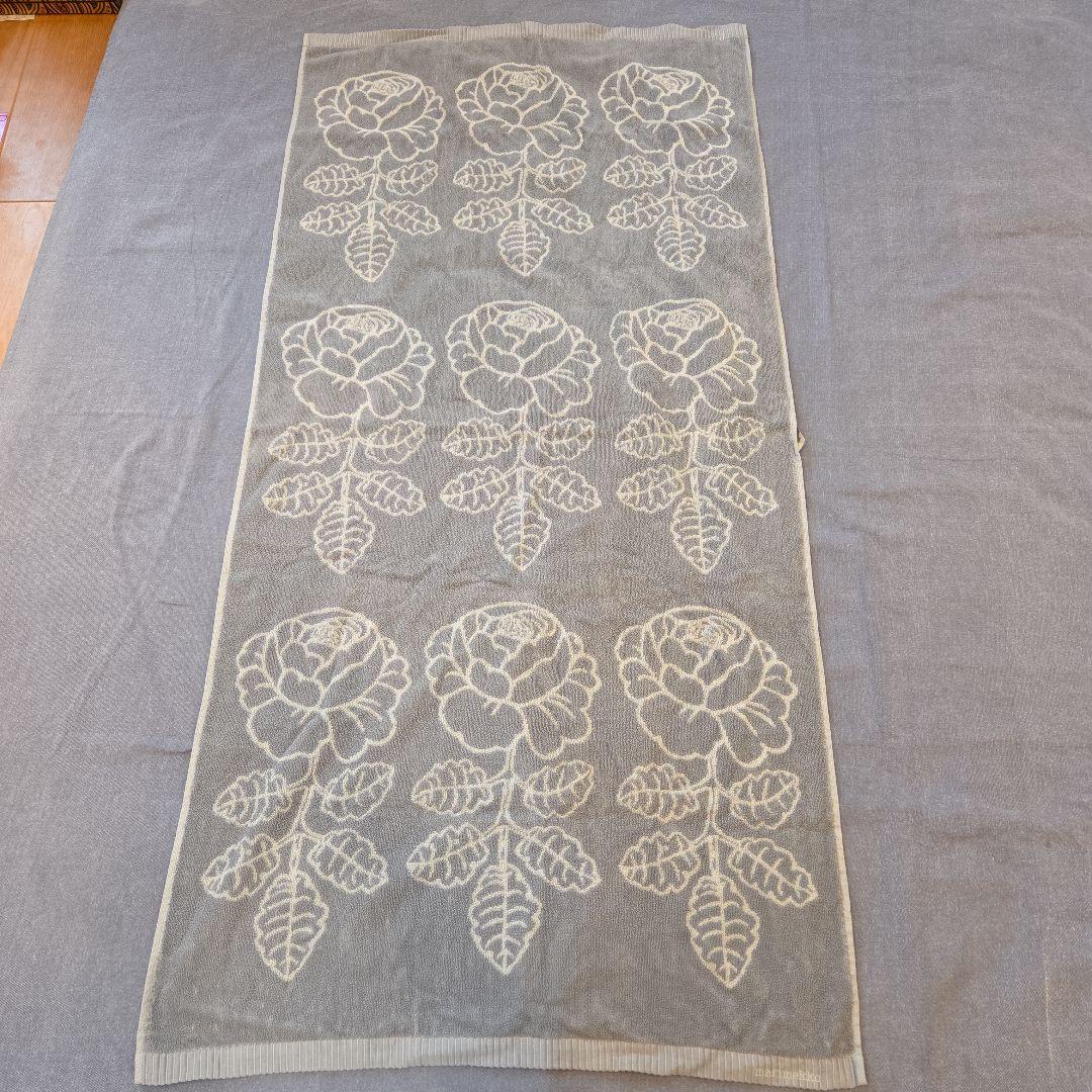 美品【マリメッコ】marimekko　ヴィヒキルース　バスタオル 在庫限り マリメッコ Marimekko バスタオル コットン 大判 タオル