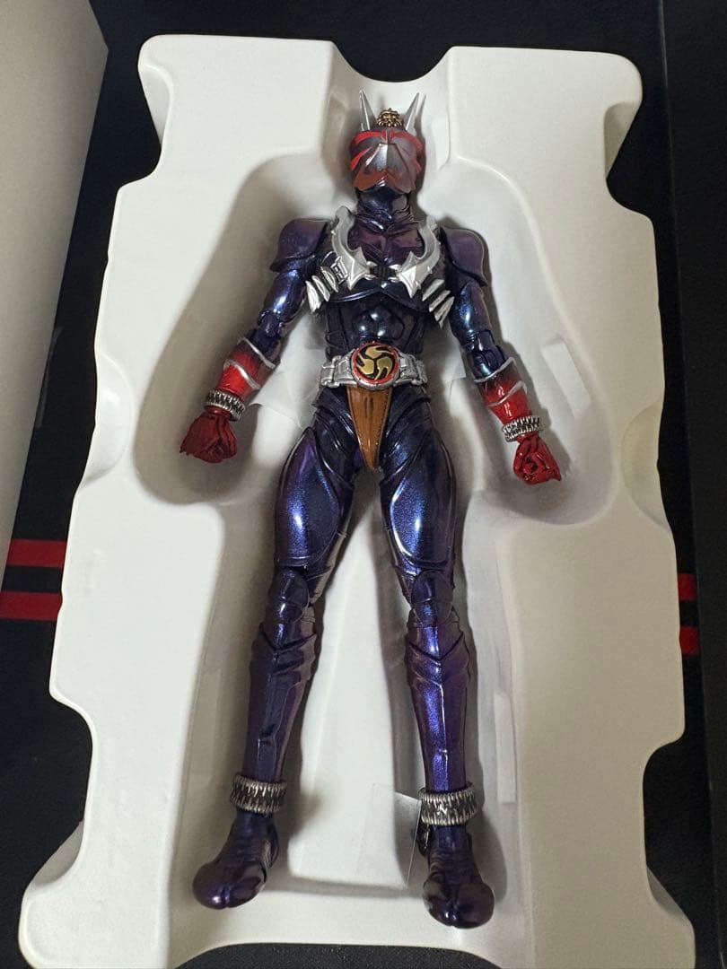 真骨彫　仮面ライダー響鬼