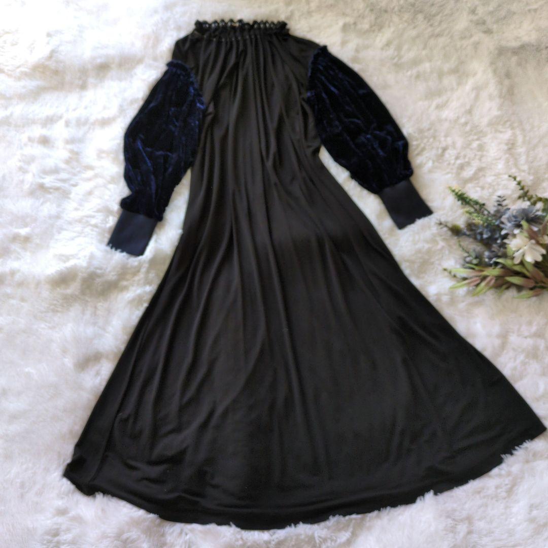 トーガプルラ ベロアスリーブ ドローコード シャーリング ロングワンピース　36