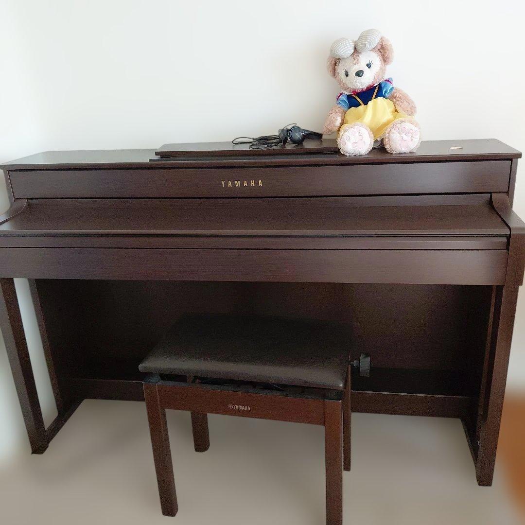 YAMAHA 電子ピアノ ダークブラウン ・ヘッドフォン付き YAMAHA 電子ピアノ ダークブラウン 椅子・ヘッドフォン付き 【公式通販】