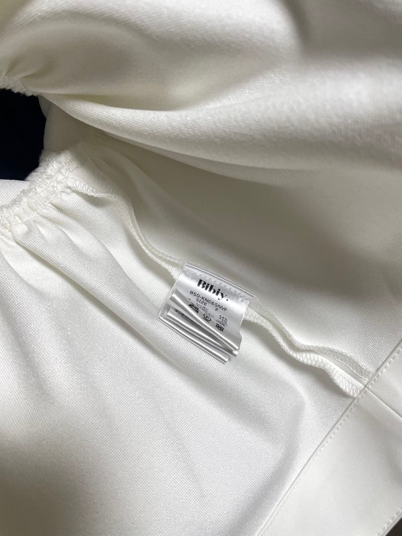 【正規品】Bibiy ROSIEPEPURAMUTOP popup限定タグ付き