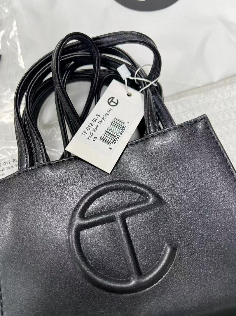 Telfar ブラック ショルダーバッグ