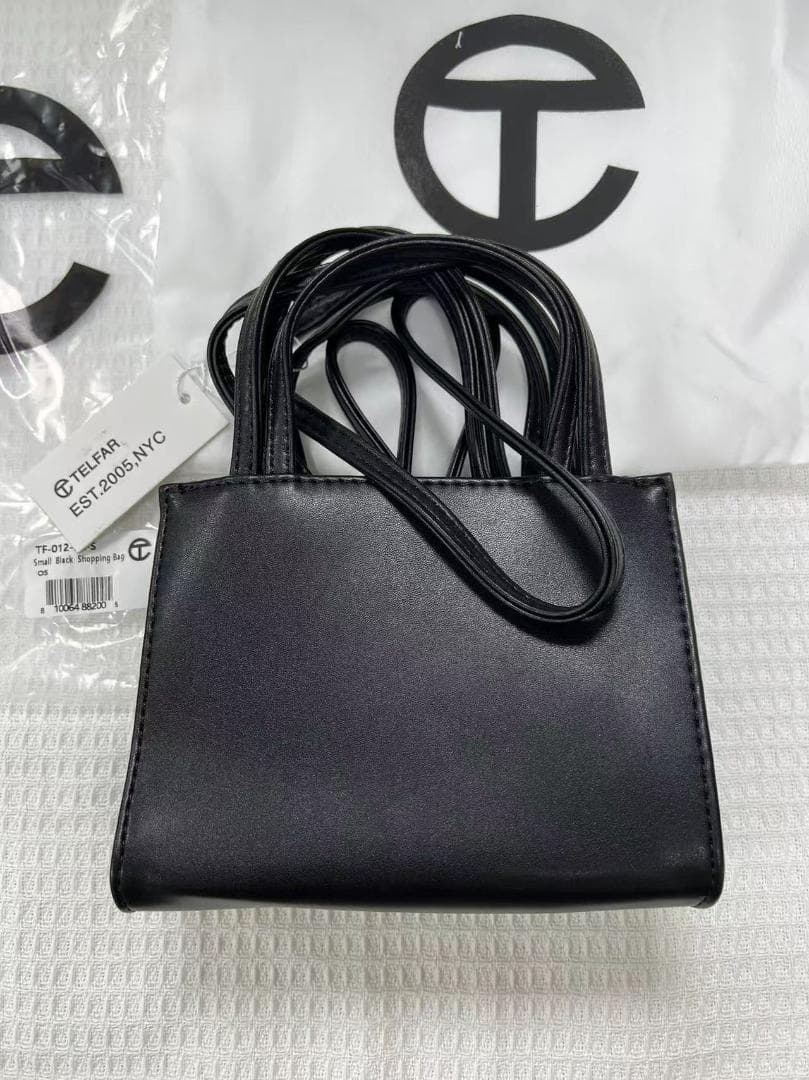 Telfar ブラック ショルダーバッグ