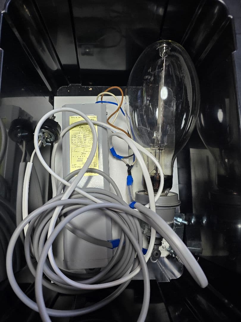 ライトトラップシステム メタルハライド 水銀灯 200V 300W HRF700X - アイ 水銀ランプ R形パワーデラックス700W｜照明器具検索