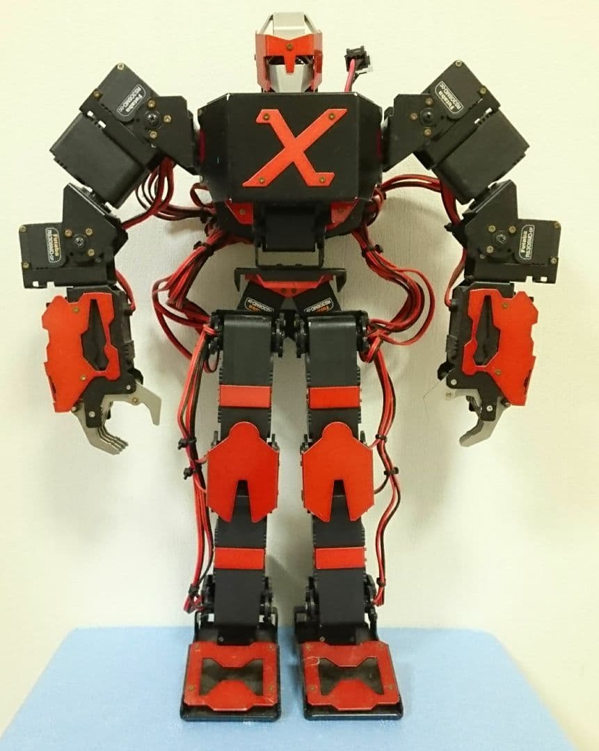 DeAGOSTINI ロボゼロ DeAGOSTINI ロボゼロ 完全二足歩行や人間のようなアクションが可能な高