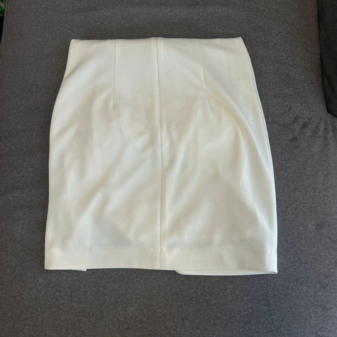 IRMA イルマ　キャバドレス　ホワイト　ミニ　タイト　ビジュー　シースルー