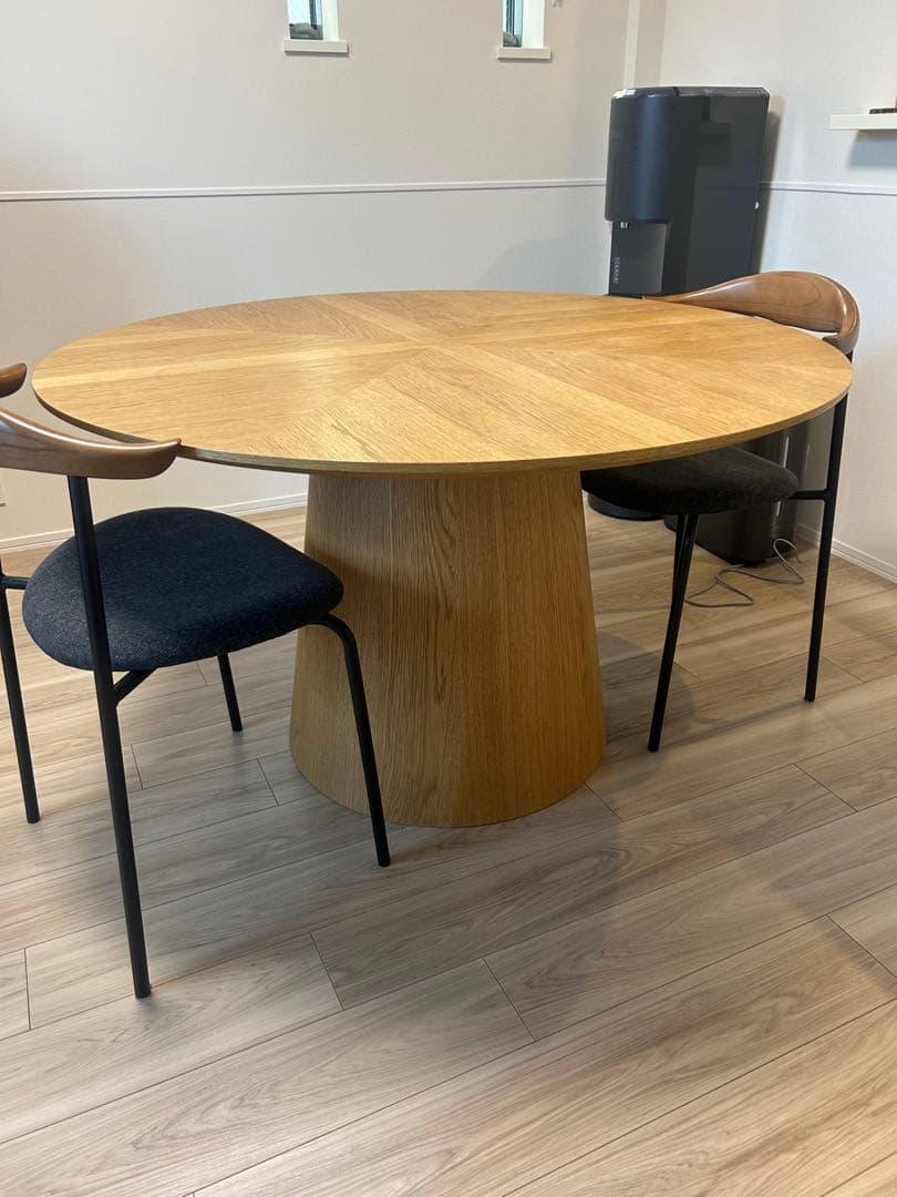 シ*め様 ダイニングテーブル　7/20まで