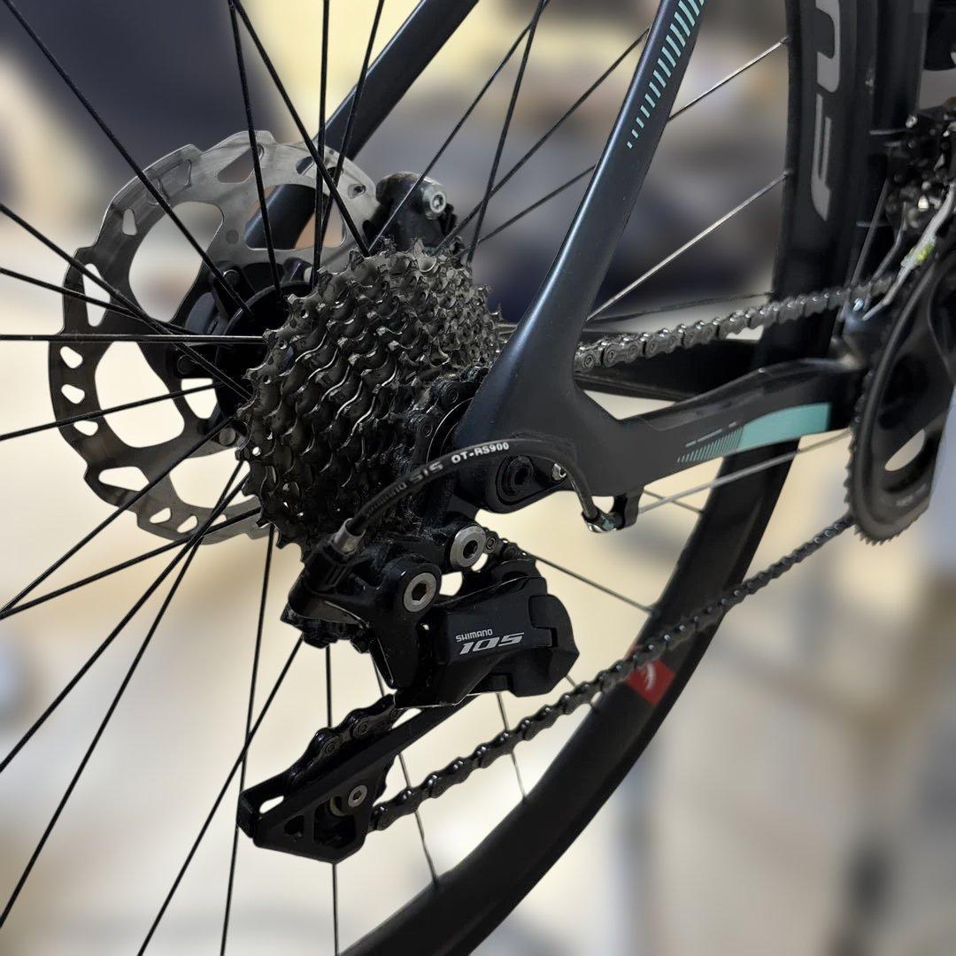 テルオBianchi OLTRE XR3 Disc 105 ビアンキ