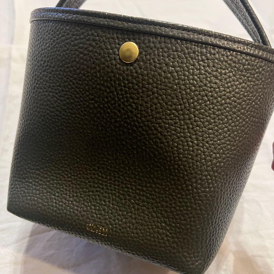 値下げ_美品_Chilli カーキ色 レザーハンドバッグ