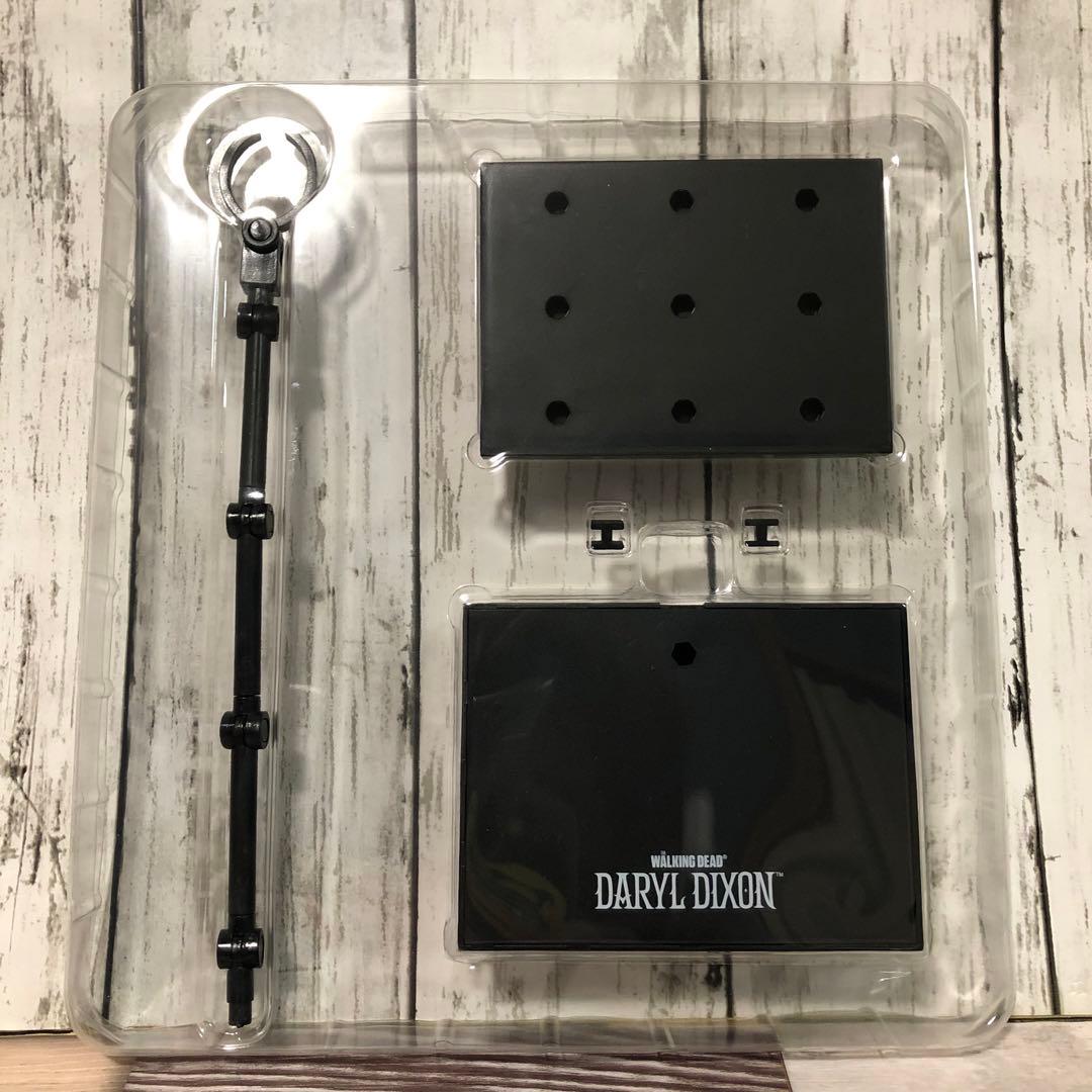 HIYA ウォーキングデッド ダリル フィギュア　walking dead