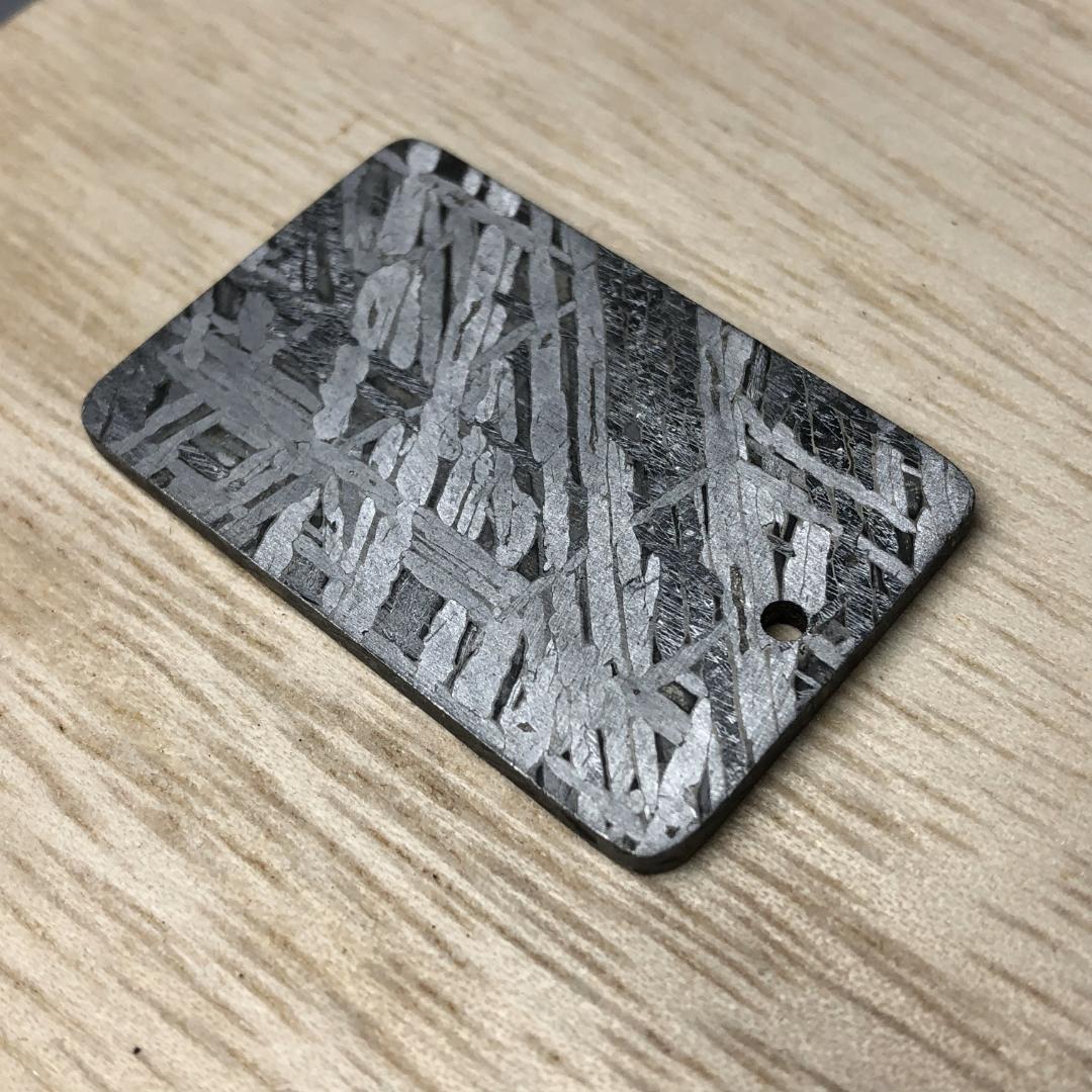 アルタイ隕石 鉄隕石 メテオライト ペンダントトップ 重さ約22g
