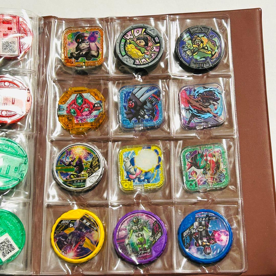 妖怪ウオッチ 仮面ライダー デジモン(デジタルモンスター) ファイル メダル