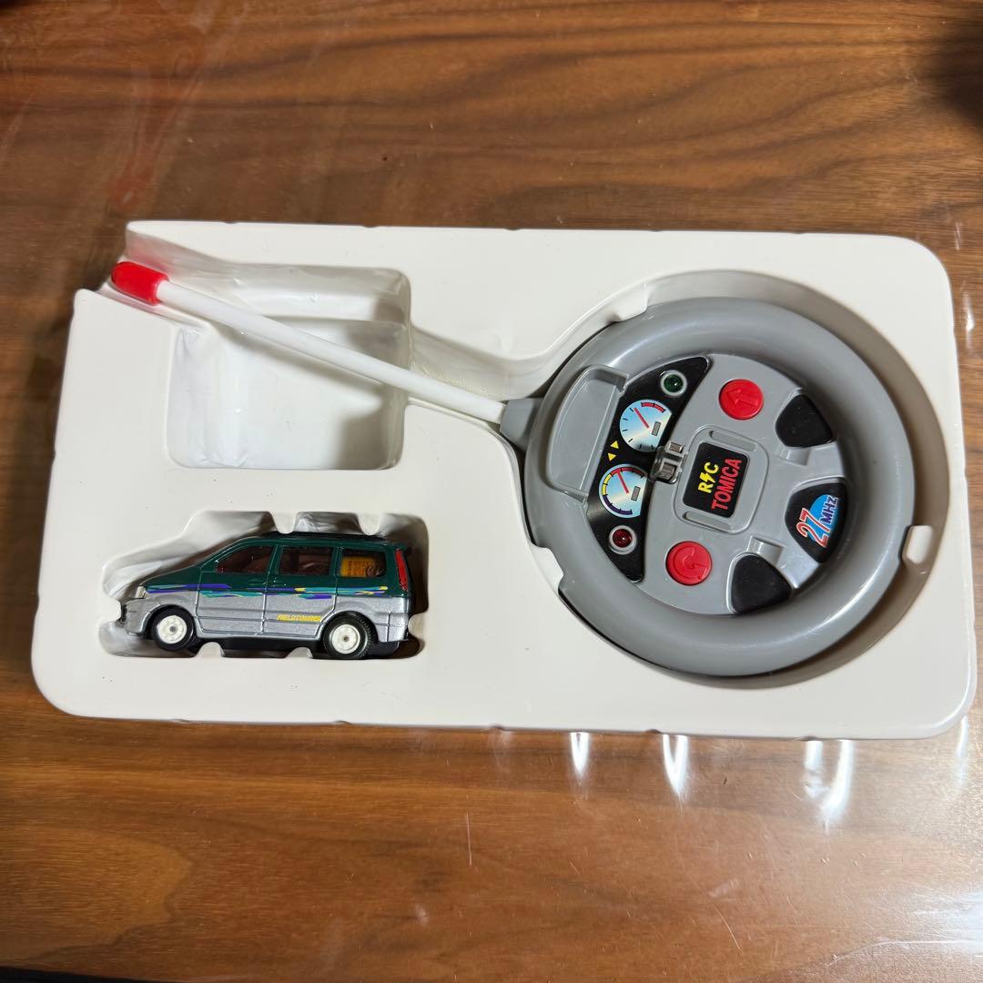 タウンエースノア　グリーン×シルバー　R/Cトミカ No.1 27MHz仕様