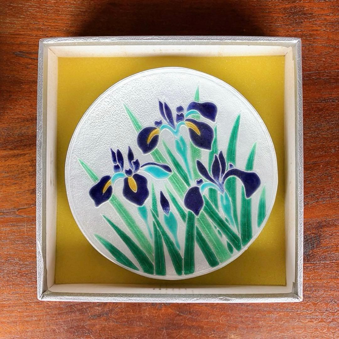 安藤七寶店 丸形銀彩杜若飾皿 箱あり 菖蒲 あやめ 絵皿 海外の方への贈り物にも