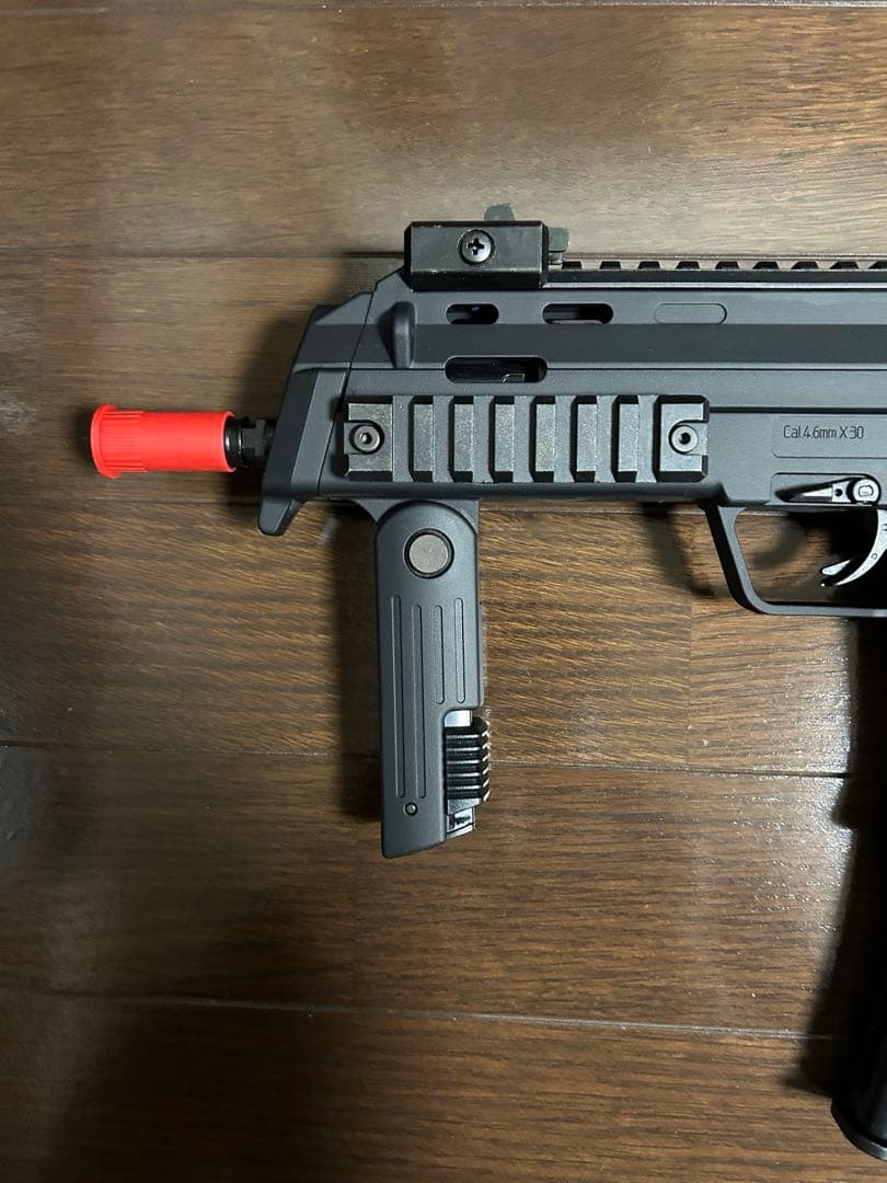 東京マルイ　MP7A1 ガスブローバックサブマシンガン