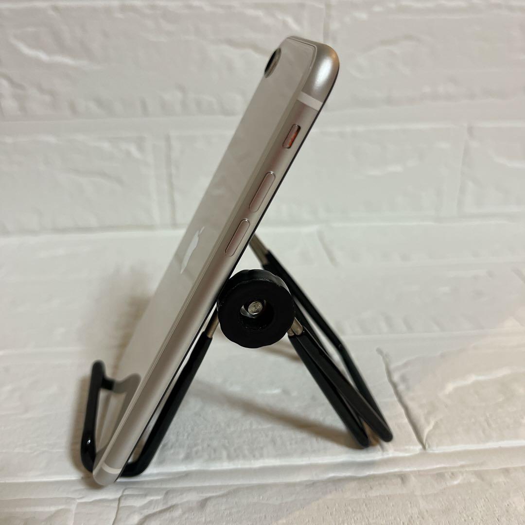 iPhone SE 第２世代 スマートフォン本体 ホワイト 64GB