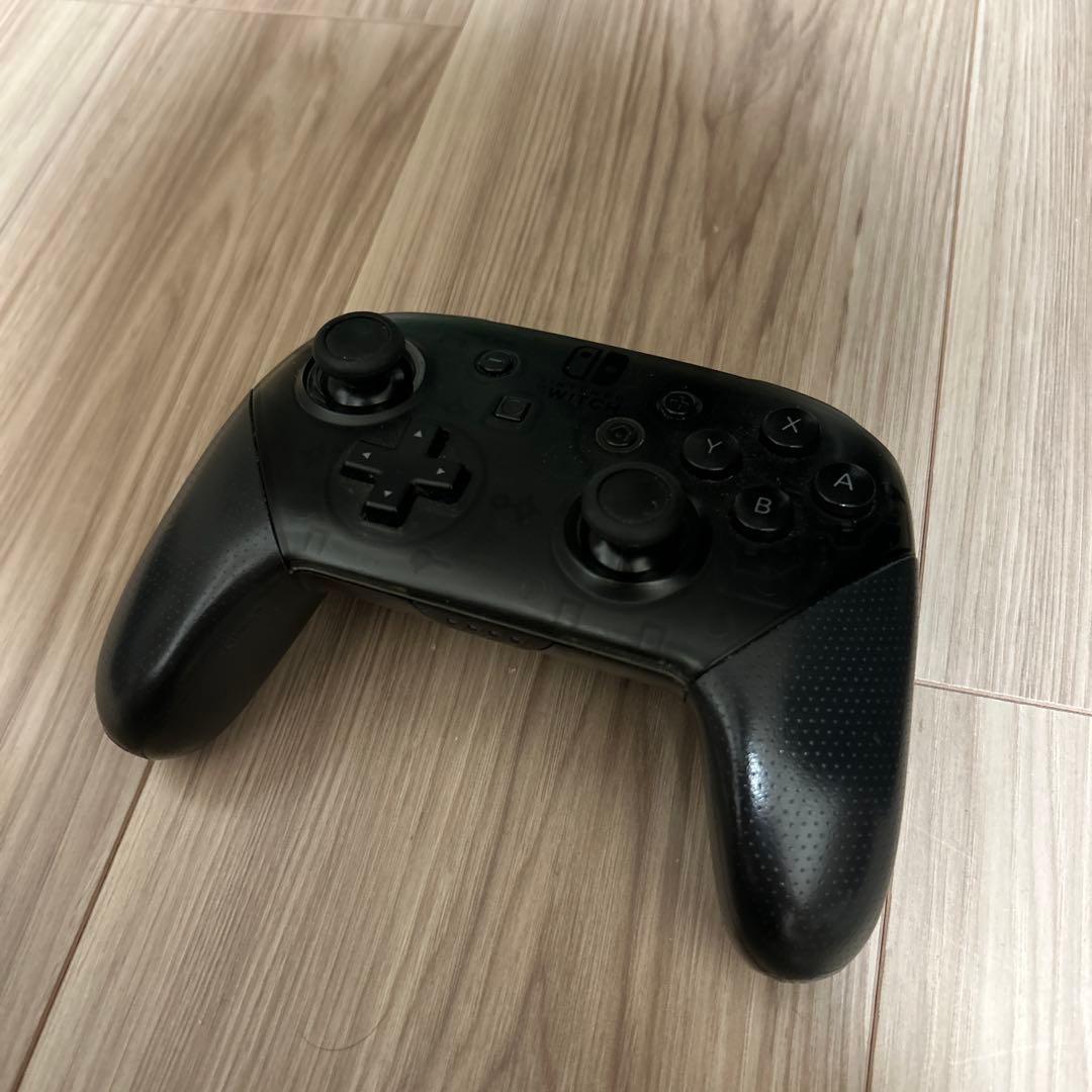 NINTENDO Switch ジョイコン2セット、プロコン1台