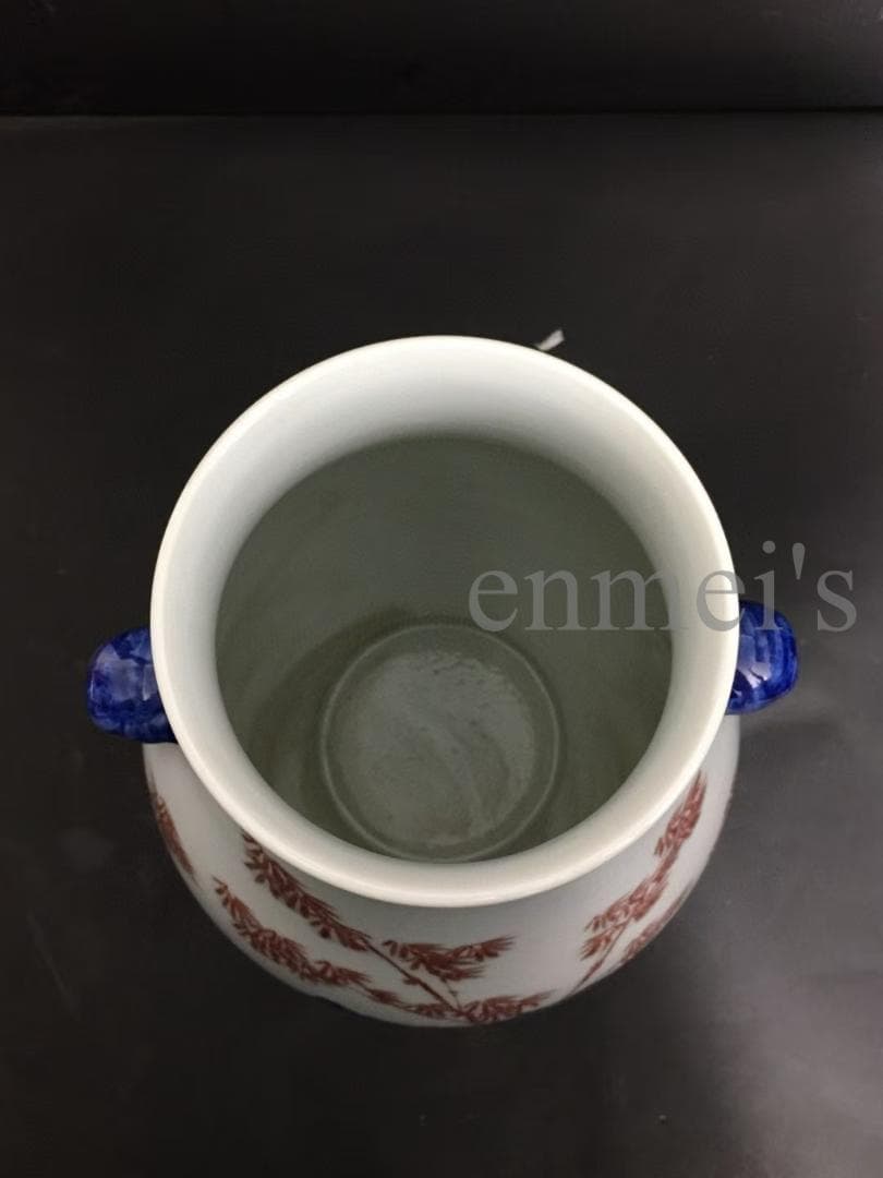 中国古陶磁、青花釉裏紅花瓶、赤葉模様、装飾壺、青白い釉薬の花瓶、