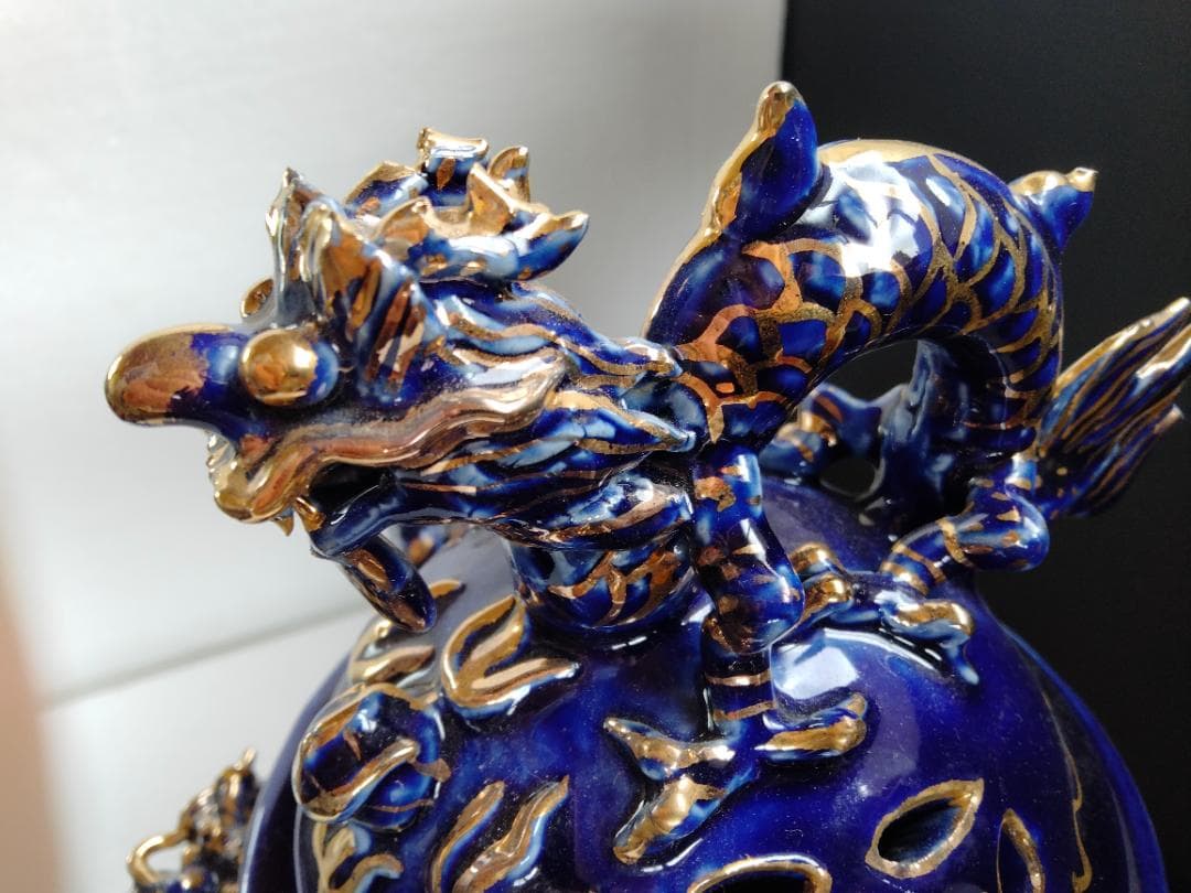 青磁龍文金彩香炉