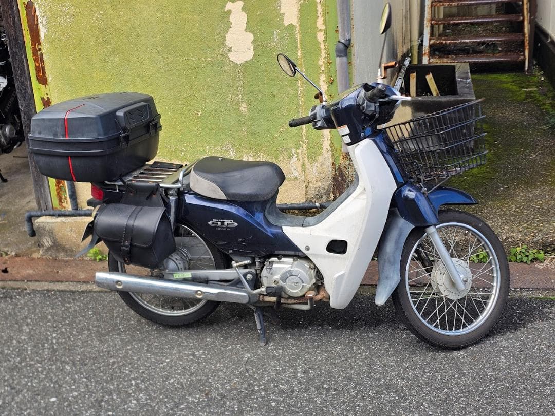 積載量100ｌ超スーパーカブ50 （引き取り限定）