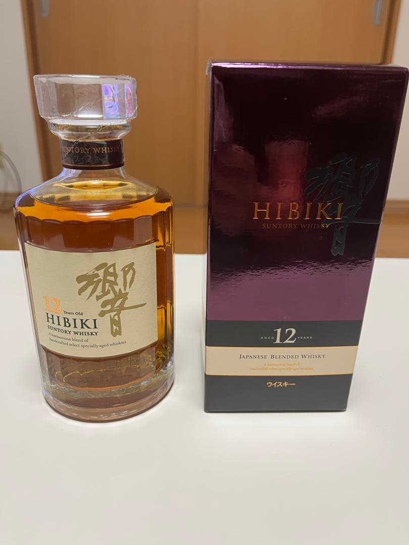 【値下げ】サントリー 響12年 500ml 箱付き 未開封 サントリー 響 12年 500ml 箱付き新品未開封 サントリー 響 12年 500ml
