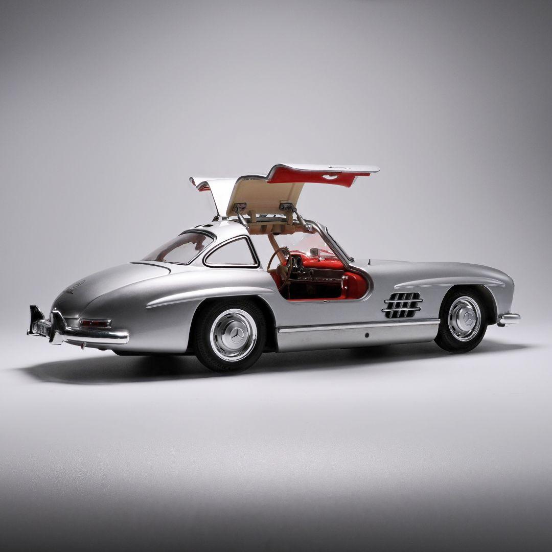 シュコー 1/18 メルセデスベンツ 300SL ガルウイング schuco
