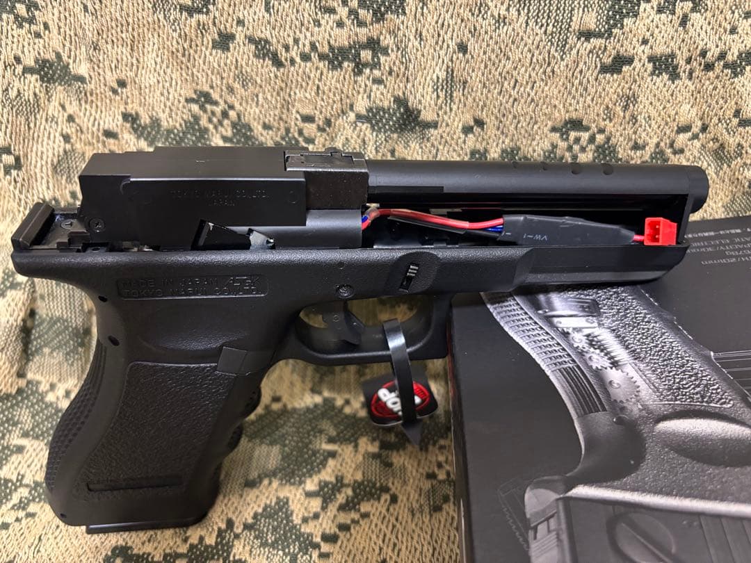 新型逆転防止ラッチ GLOCK18C 電動ハンドガン 東京マルイ グロッグ18