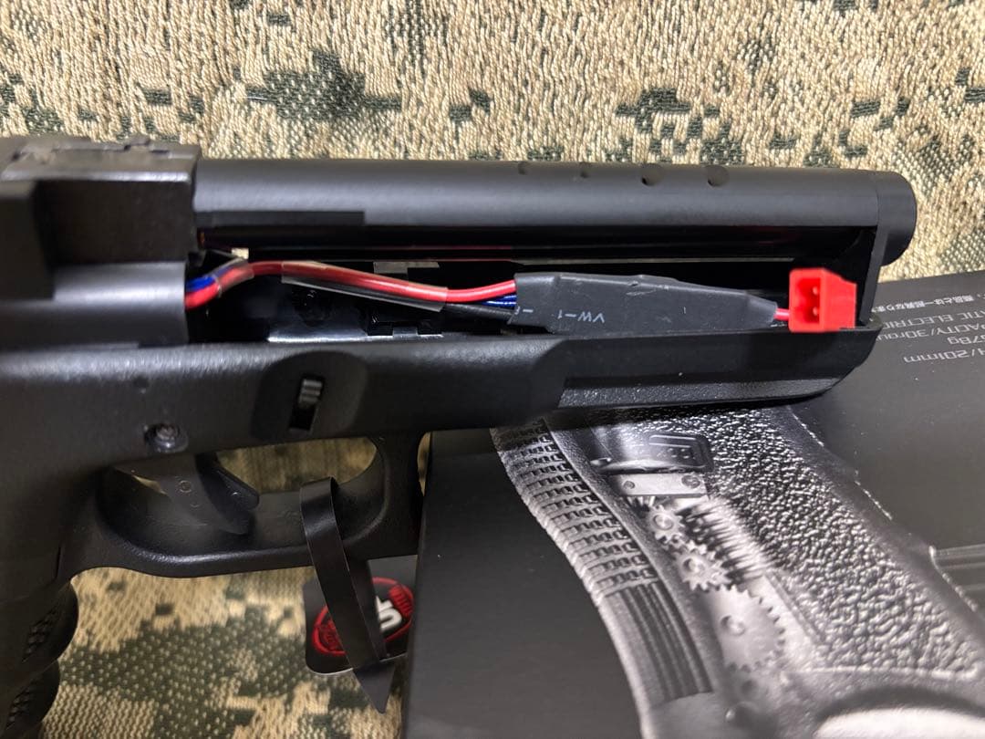 新型逆転防止ラッチ GLOCK18C 電動ハンドガン 東京マルイ グロッグ18