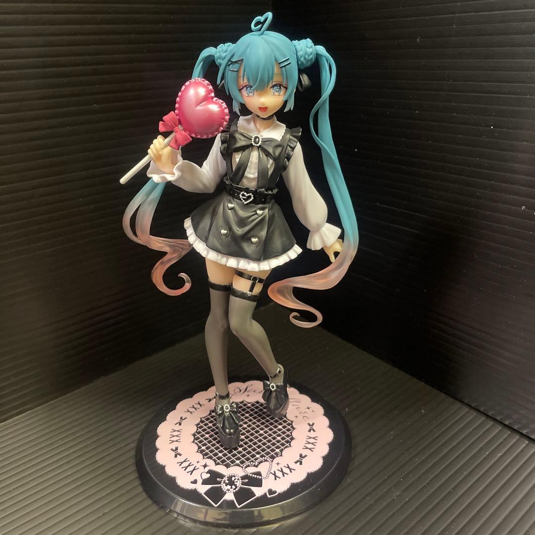 初音ミクファッションフィギュアサブカルチャー