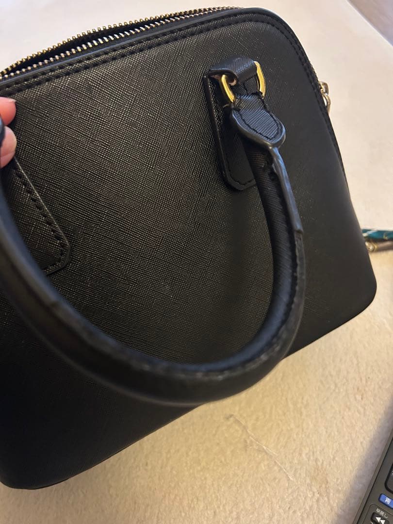 PRADA ブラック ハンドバッグ スカーフ付き