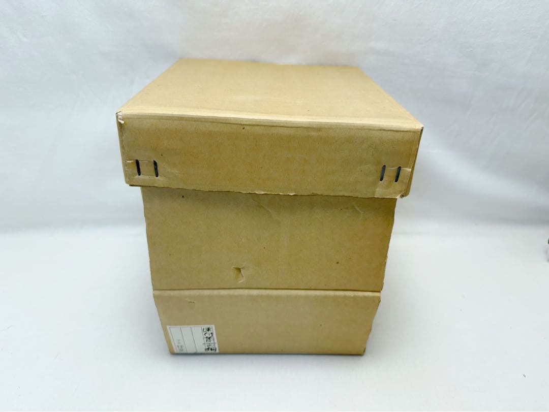 未使用 茶道具 手塚祥堂 别号 央 造 染付葡萄棚文 水指 底印 栞 共箱の