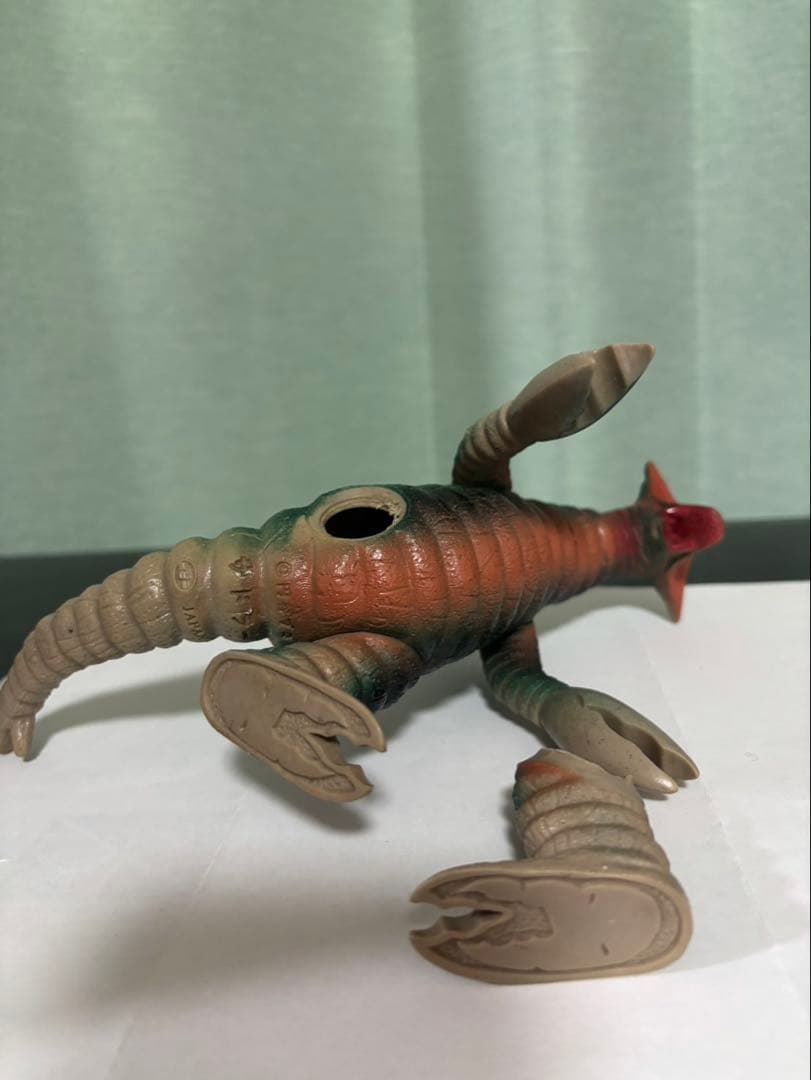 ウルトラ怪獣　ソフビ人形　サドラ