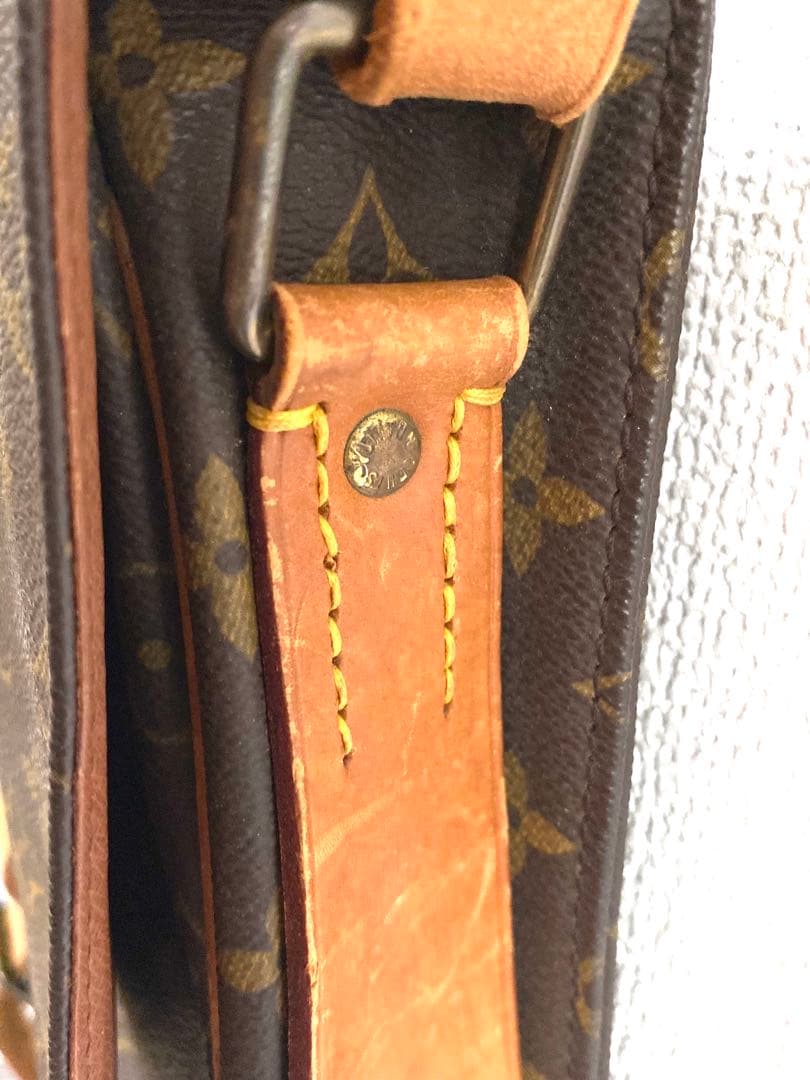 LOUIS VUITTON ルイ ヴィトン モノグラム カルトシエール ショルダ