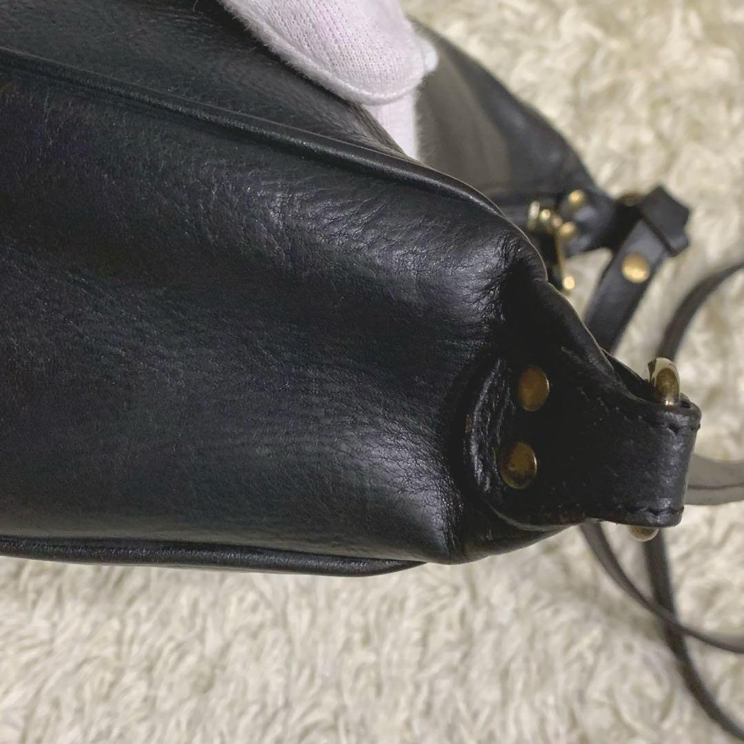 美品✨イルビゾンテ ショルダーバックハーフムーン クロスボディ