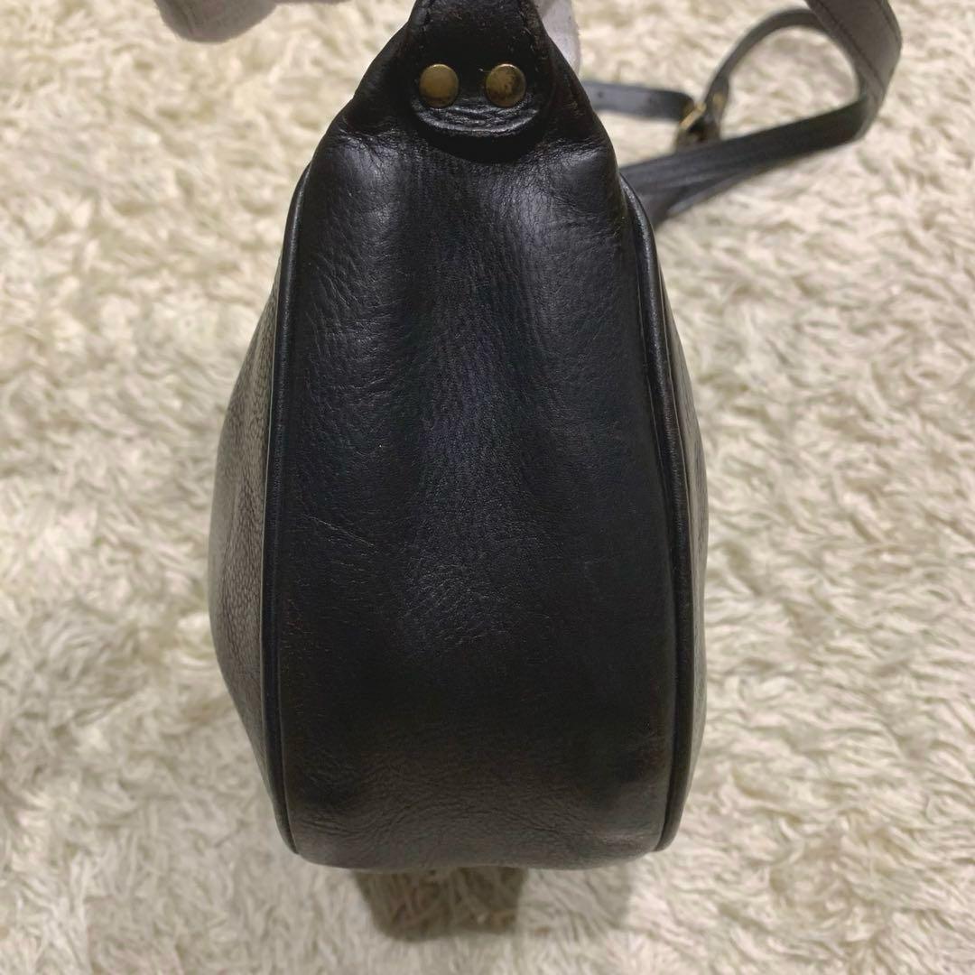 美品✨イルビゾンテ ショルダーバックハーフムーン クロスボディ